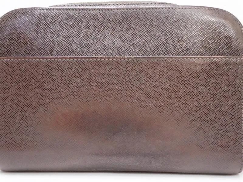 Authentic Pre-owned Louis Vuitton Taiga Grizzly Brown Pochette Baikal Clutch Bag M30188 200196